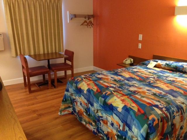 Rodeway Inn Emporia Kamer foto